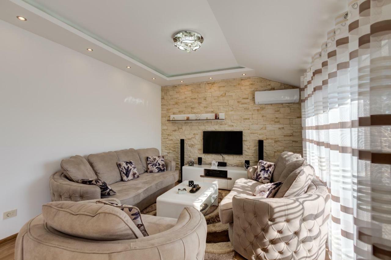 Divino Apartment Tivat Exteriér fotografie